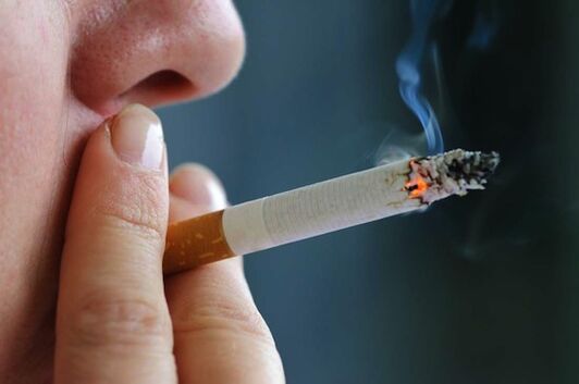 Frequent smoking is one of the reasons for the development of prostatitis in men